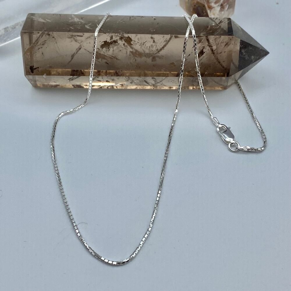 925 Sterling Silver 16" Diamond Cut Box Chain